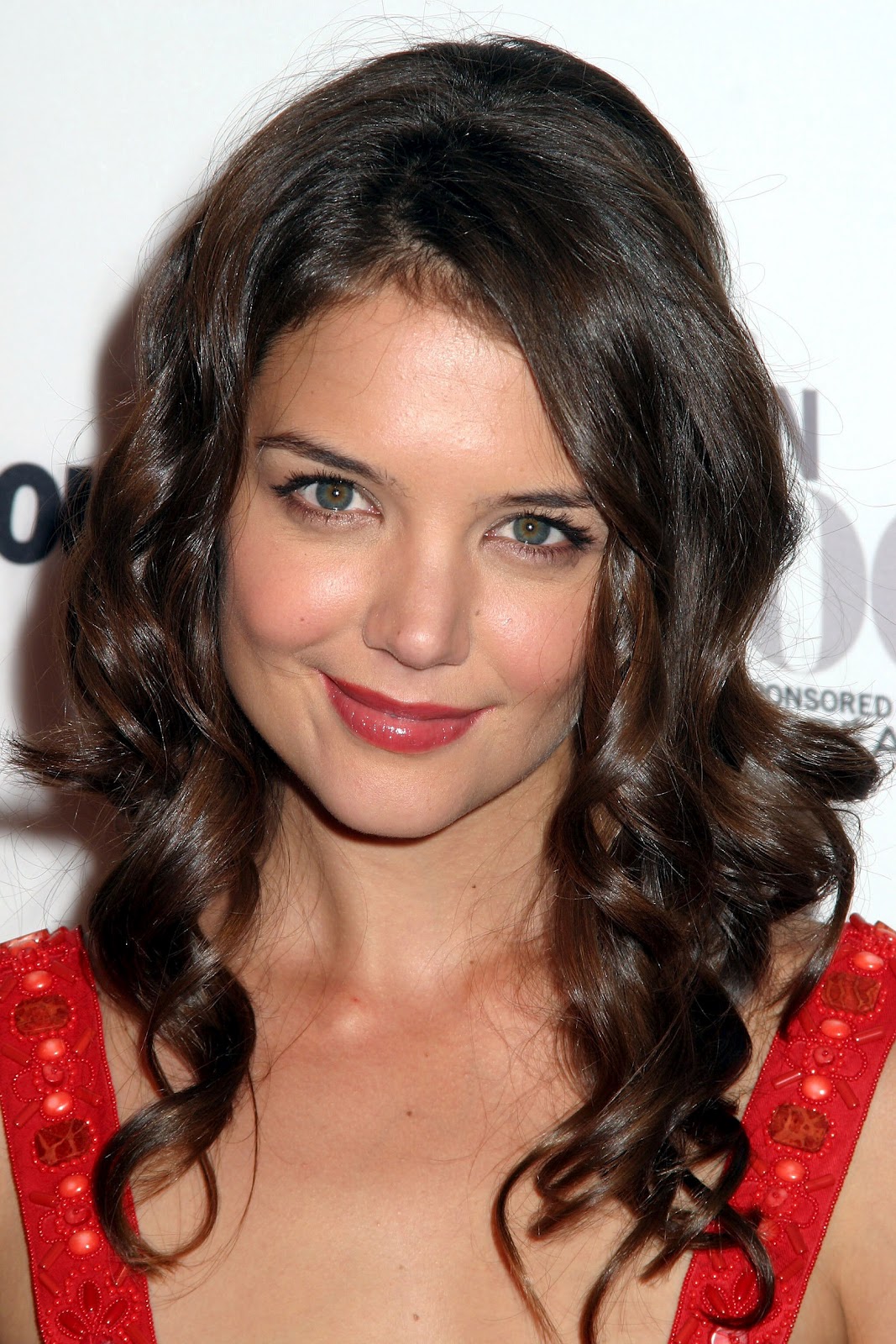 http://4.bp.blogspot.com/-LyMj5nLGoaE/T_J7l4O0WxI/AAAAAAAAALo/Ei1TZgpCQlg/s1600/katie+holmes+(6).jpg