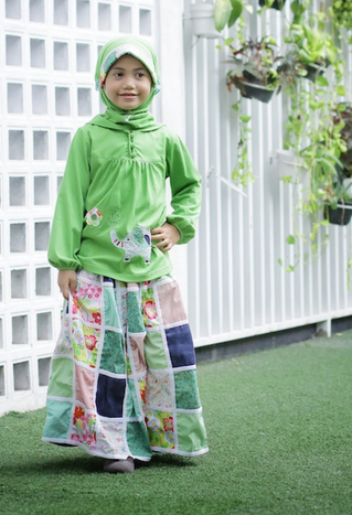Gambar Baju Muslim Model Baru untuk Anak Perempuan