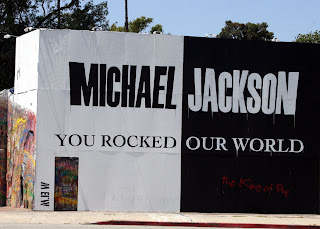 Michael en el arte urbano You+rocked+our+world