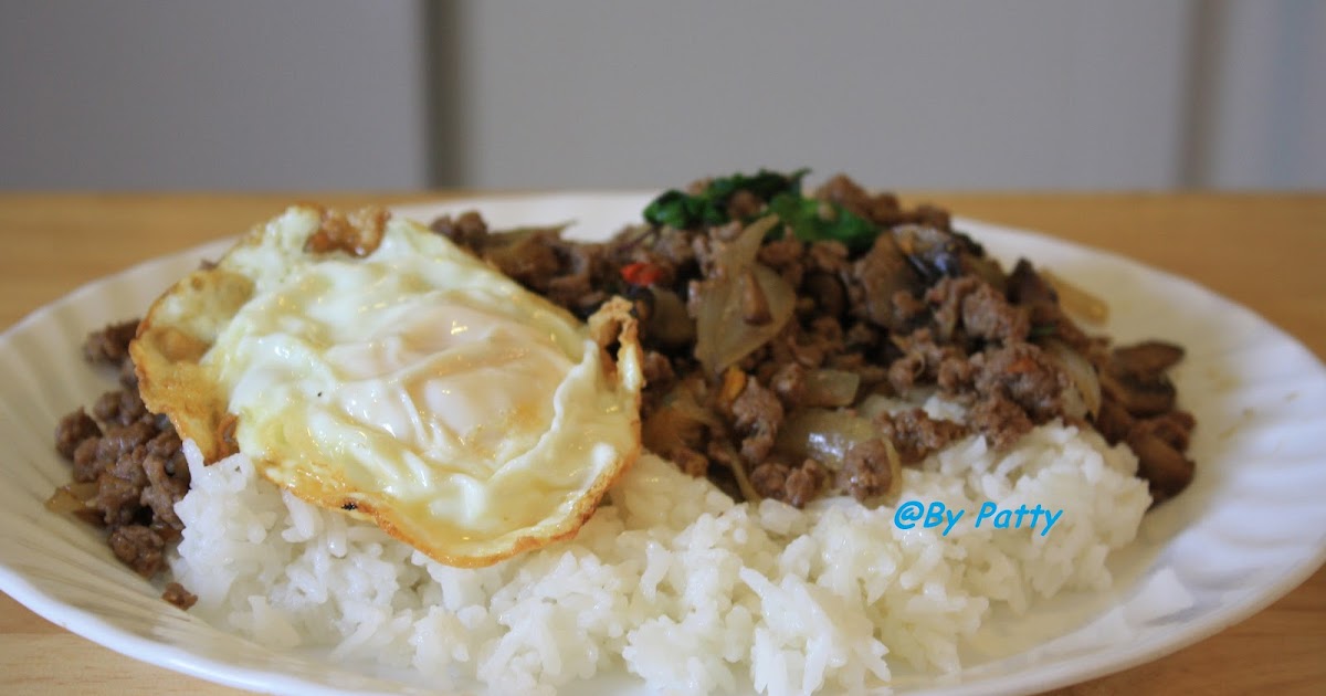 Thai Food Basil ground beef with fried egg