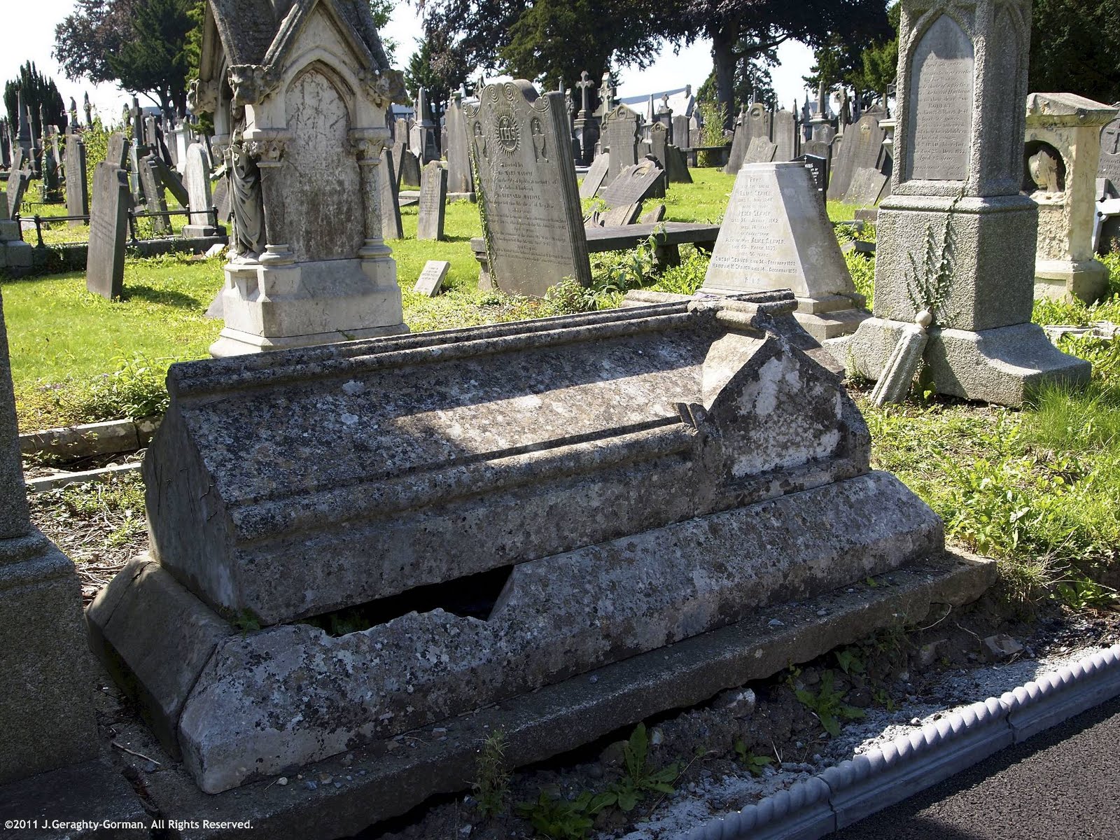 'Over Thy Dead Body' A Cemetery Blog July 2011