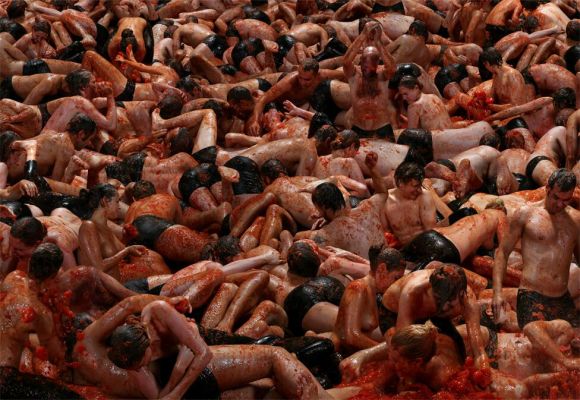 claudia rogge fotografia multidões nuas peladas corpos