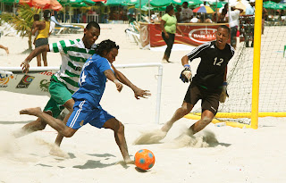 SC y La Romana se coronan en fútbol playa