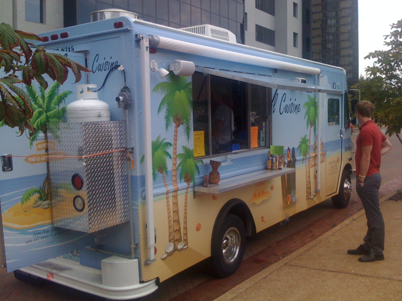 A Man And His Meal Shell's Coastal Cuisine Food Truck St. Louis, MO