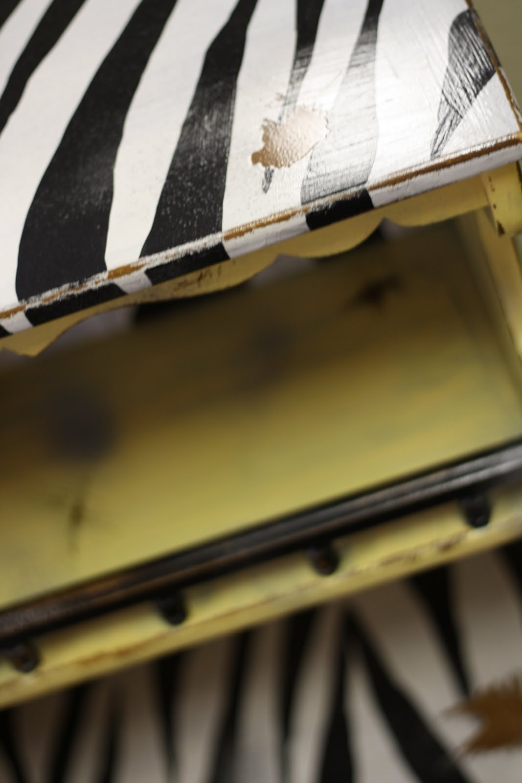 jjSparkles MARTY's rustic zebra bookshelves