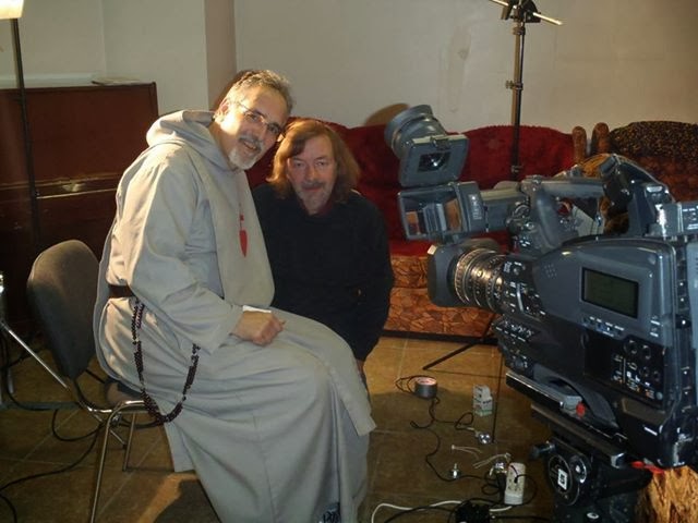 Fr Michael Shields and Maxim, Skt-Petersburg, 20 oct.2013, TVCultureNational