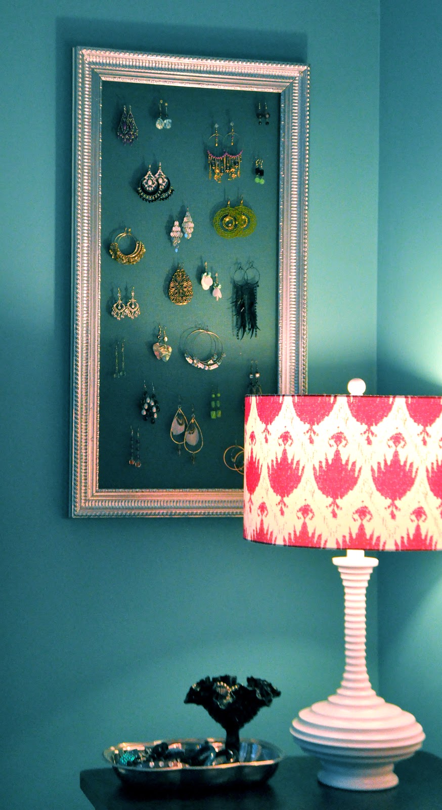 DIY Picture Frame Earring Holder AK STUDIOS