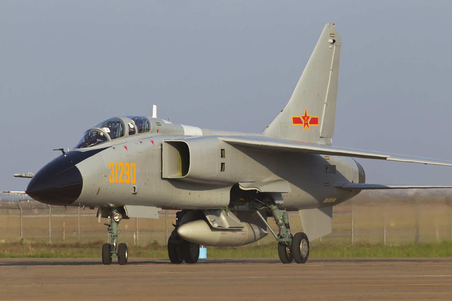 اكبر+زب+يوتيوب HQ Images of Chinese JH-7A Flying Leopard Fighter Attack Aircraft ...