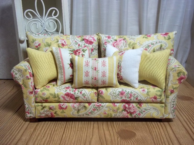 Doll Sofa