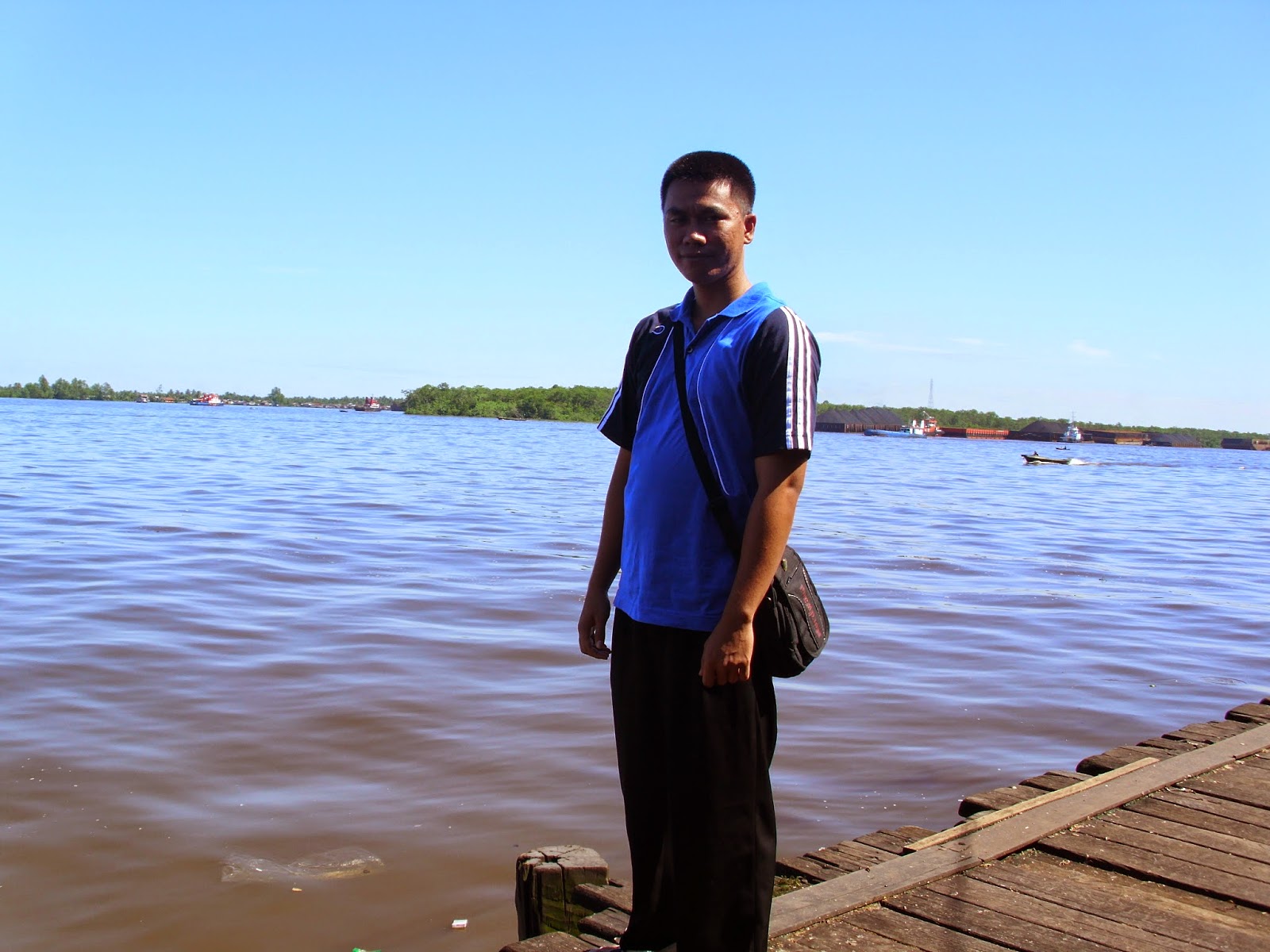 Sungai Barito Banjarmasin Wisata Syarta Stevenly Takapaha