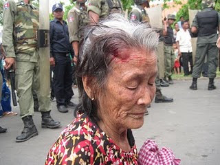 Boeung Kak forced evictions protested - Bloodied Grandma in Phnom Penh - 2011