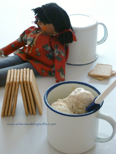 Helado De Leche Con Galletas
