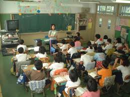 Como são os Clubes Escolares do Japão, Escola Japonesa