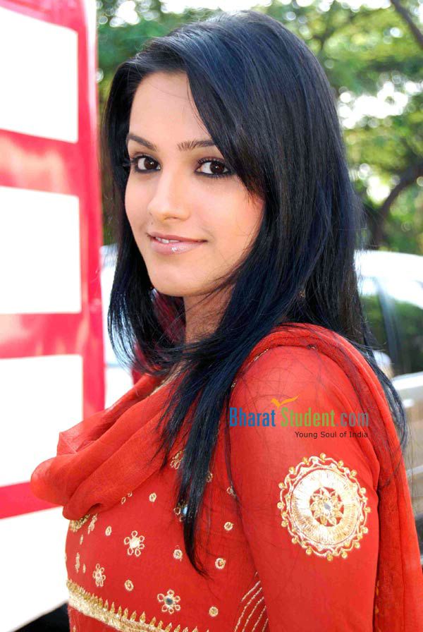 anita hansnandani