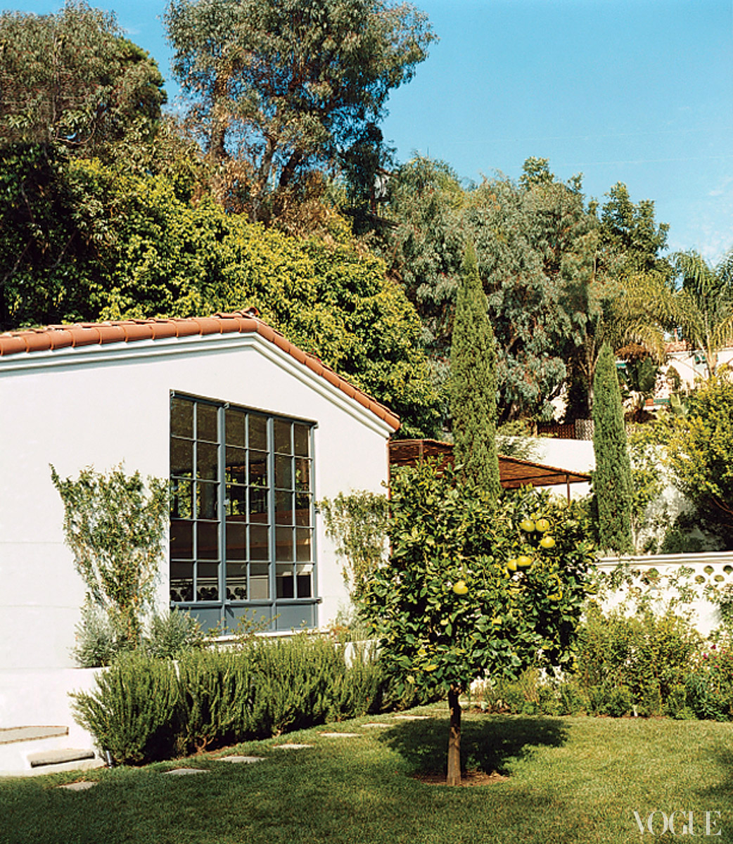 http://4.bp.blogspot.com/-MDbuTQwDCYA/UB_ybj-UsfI/AAAAAAAAC-E/SeRpAbzOx_Q/s1600/amanda-peet-house-04_122219455437.jpg