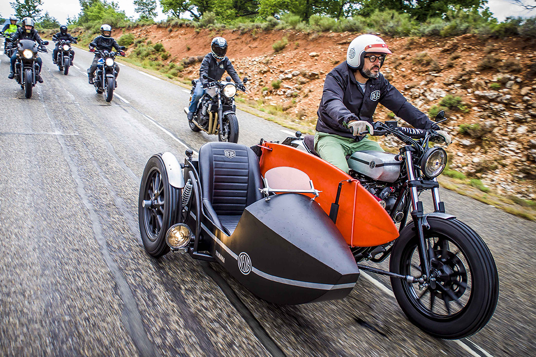Mercenary garage: deus sidecar