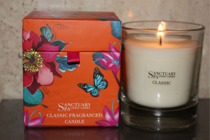 Sanctuary Spa Classic Fragranced Candle Review The Sunday Girl