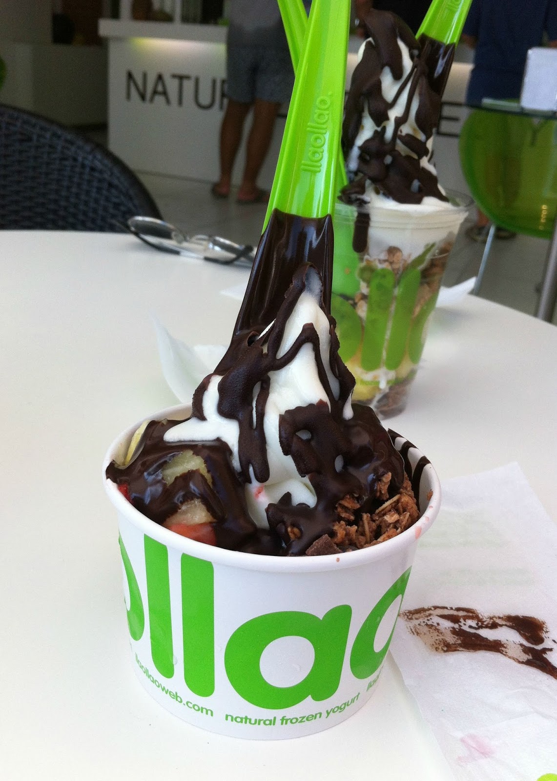 Llao Llao The Blonde B