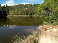 El Pantà de Sant Pau de Casserres des de la vessant oriental El Pantà de Sant Pau de Casserres des de la vessant oriental