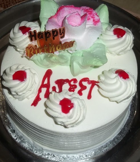 APURVA DIVYA DIKSHA: Birthday Cake at the age of 30!