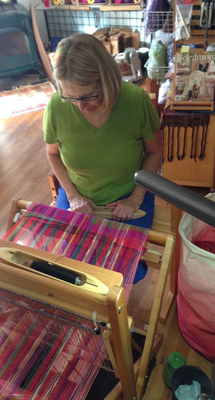 CENTERING WITH FIBER Saori weaving classes