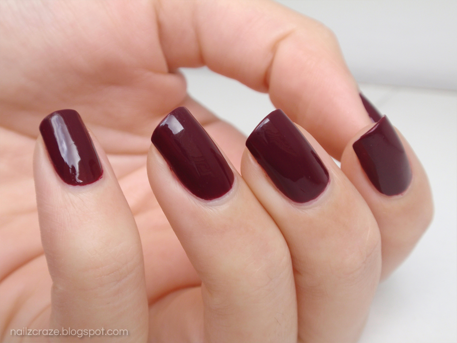 Nailz Craze: Essie - Recessionista