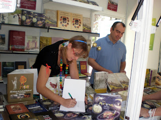 Presentación de LOS MEAGRADA en la Feria del Libro de Guadalajara Los Meagrada, Gracia Iglesias, Susana Rosique, Álvaro Fierro, Feria del Libro de Guadalajara, Editorial Bornova, Ballena de Cuentos