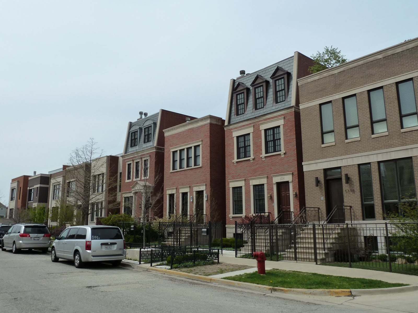 The Chicago Real Estate Local Luxury enclave in "way out" West Lakeview