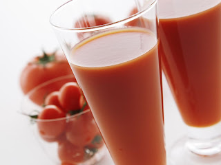 Cara Menghilangkan Jerawat Dengan Jus Tomat