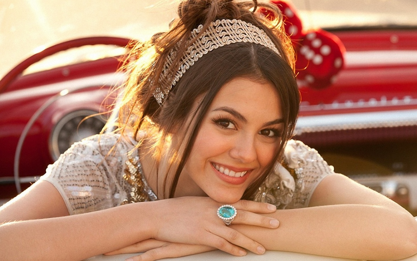 Lovely Wallpapers: Victoria Justice Cute & Lovely Wallpapers 2012