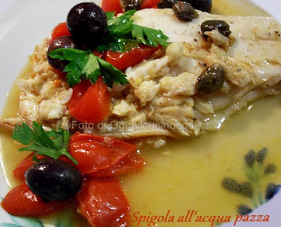 filetti di spigola all'acqua pazza