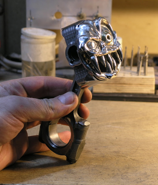 Backstreetmagazine Piston ART