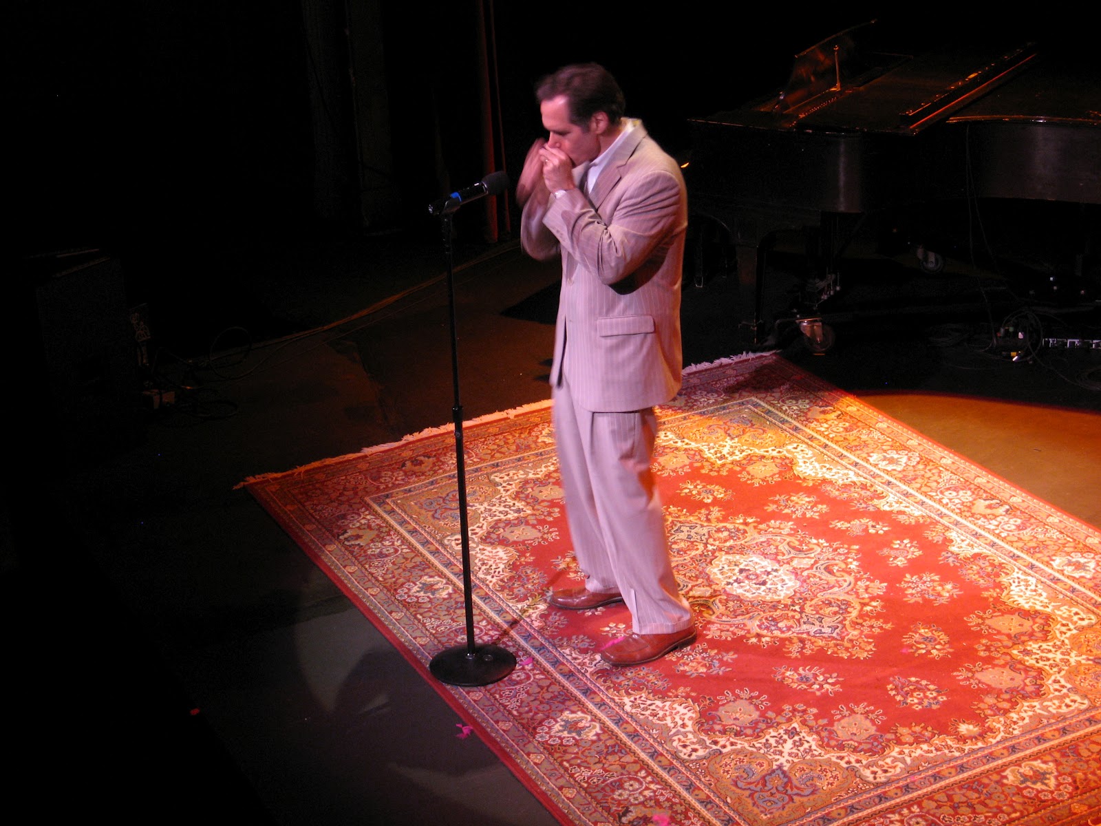 Richard Hunter WORLD OF HARMONICA