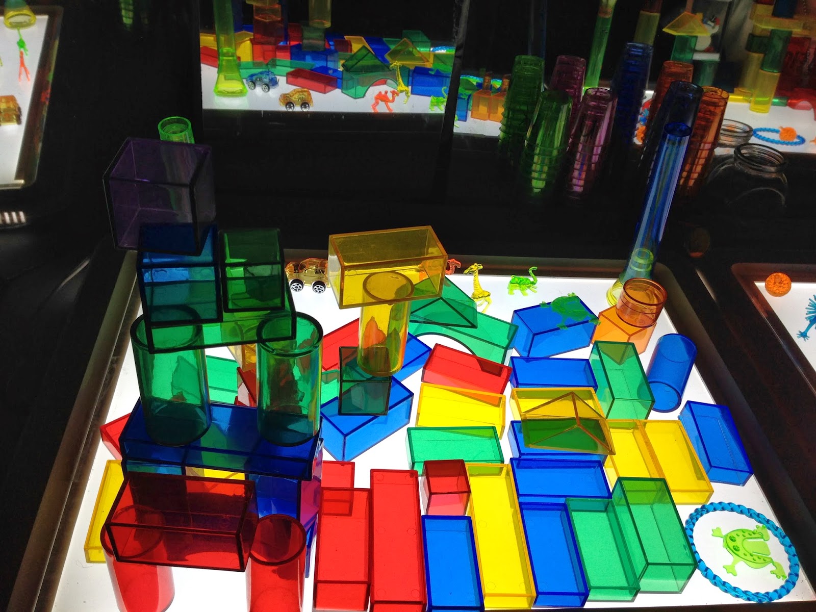 building and designing with light Homeschool and Light Tables