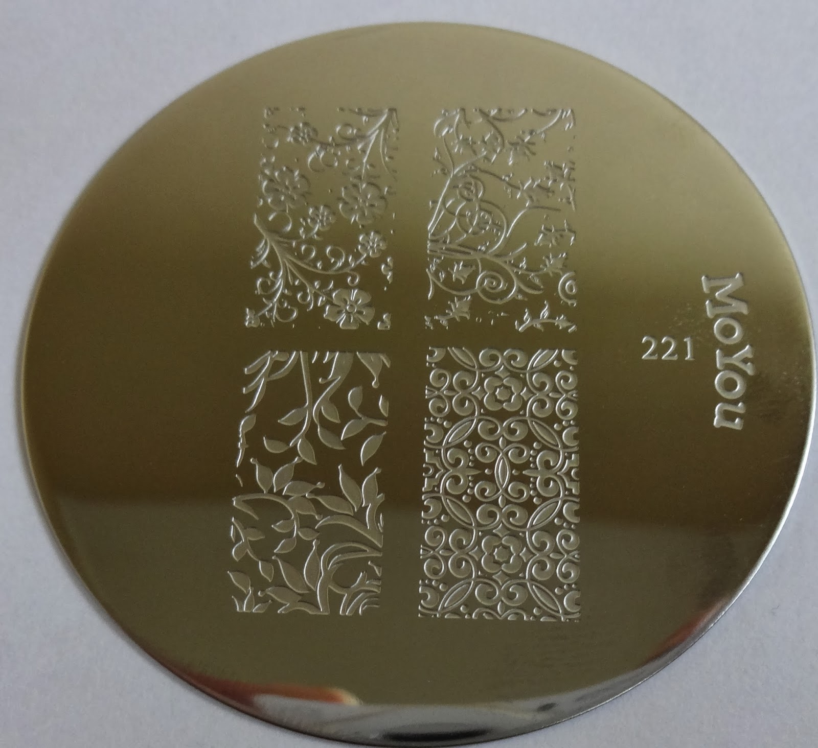 Wendy's Delights MoYou Gold Stamping Polish & Plate 221
