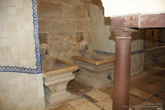 Mosteiro de Alcobaça - Pias de Cozinha-http://fotosefactos.blogspot.com