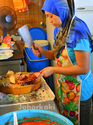Johor Ayam Penyet at Mama Zai at BESTMART, Nusa Bestari Johor-Ayam-Penyet