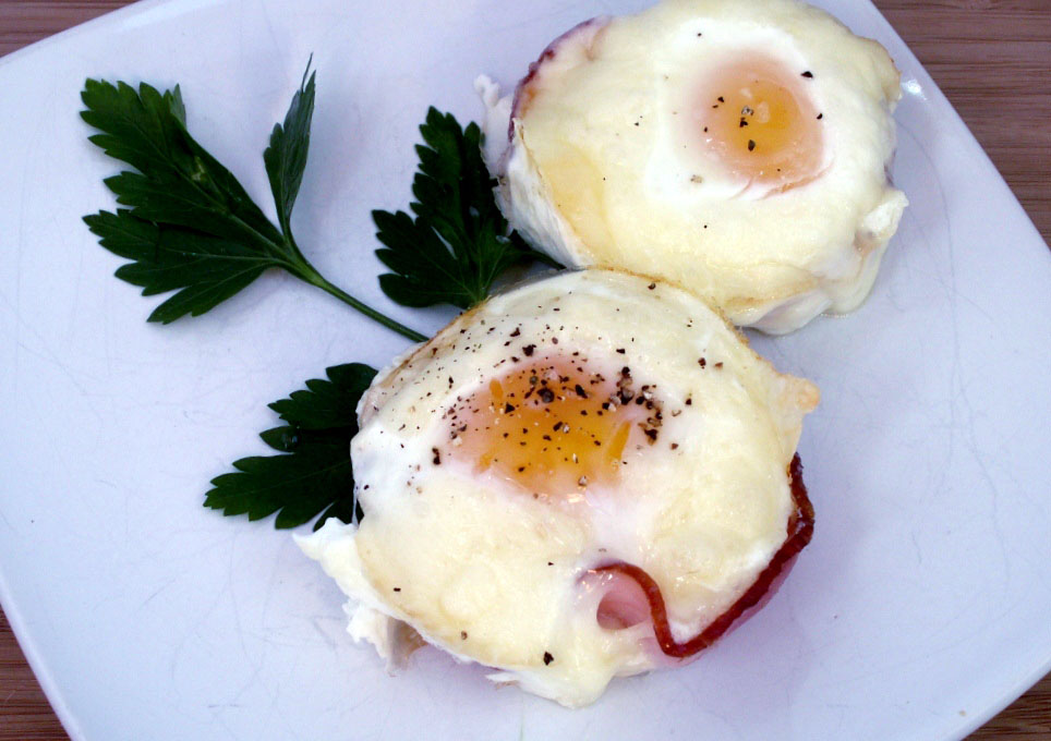 Mom, What's For Dinner? Canadian Bacon Egg Cups