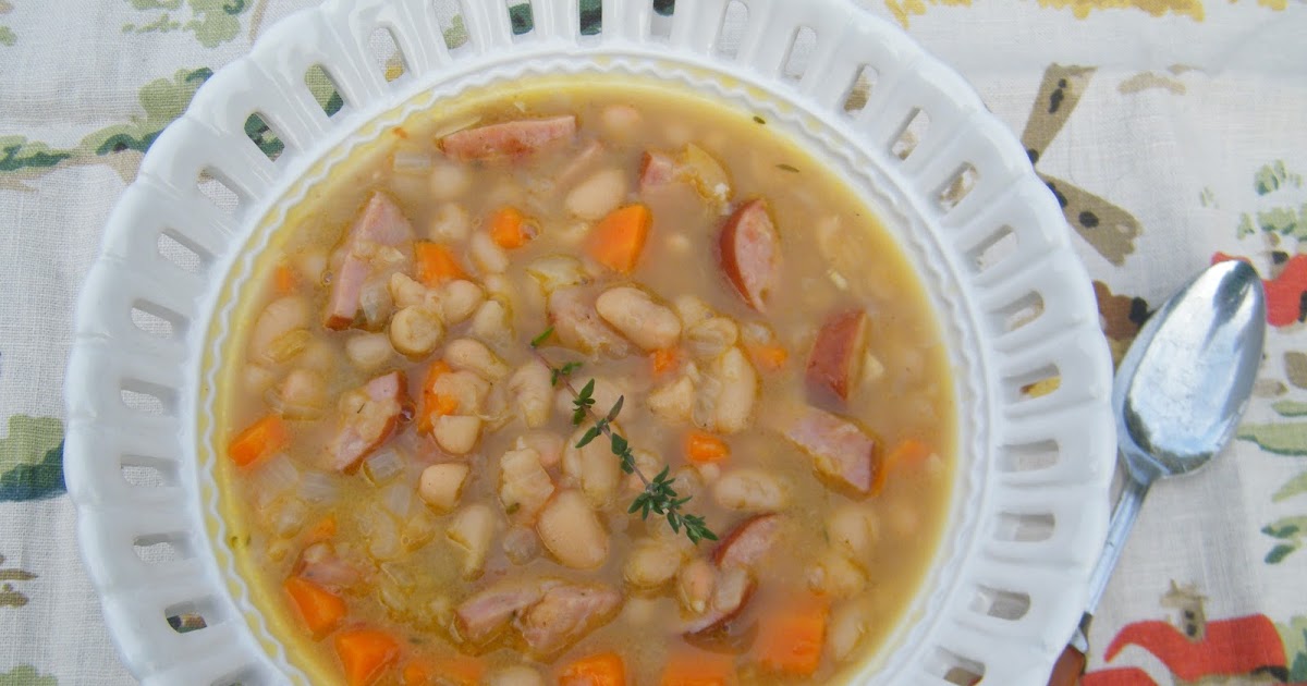Candy Girl: Chicken Apple Sausage and White Bean Soup