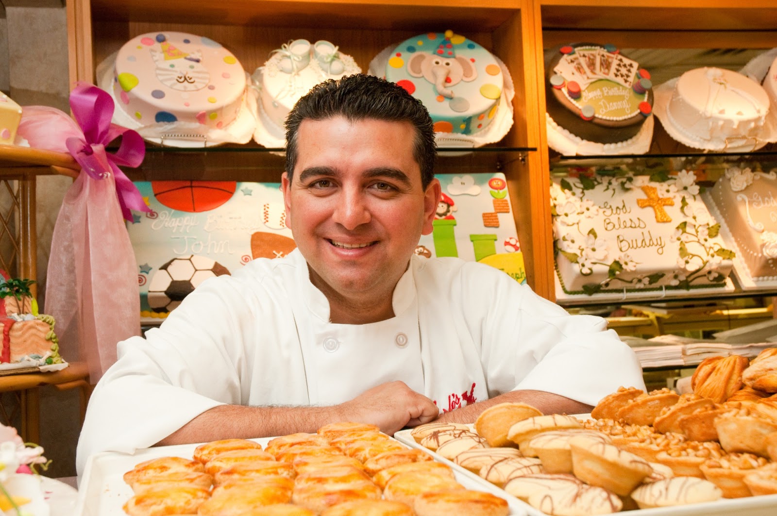 Northeast Cruise Guide: Cake Boss Opens Shop on Norwegian Cruise Line's New Norwegian Breakaway