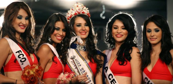 Miss Senorita Honduras 2012 winner Jennifer Valle