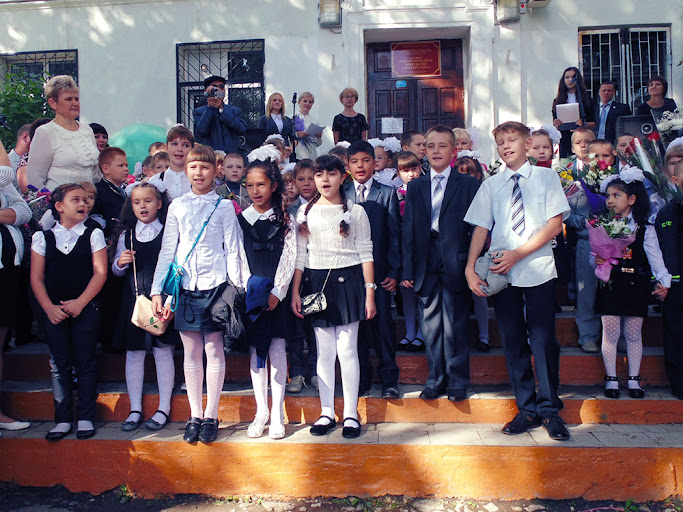 Первое сентября в Третьей школе