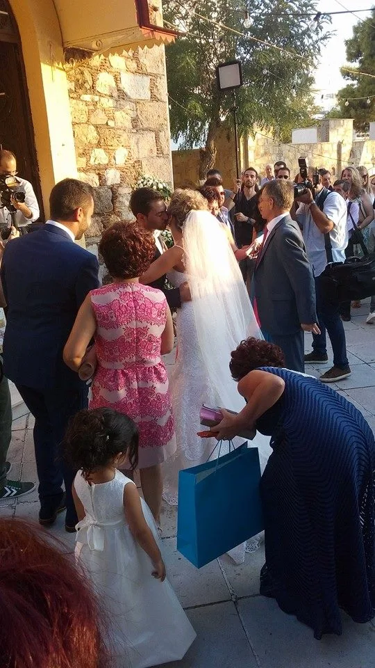 Χαλκίδα: Ο Παναγιώτης Καράβας ντύθηκε γαμπρός! (ΦΩΤΟ)