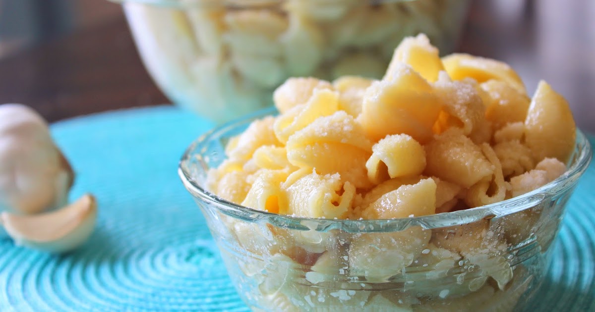 Cupcakes and Pearls Garlic Butter Parmesan Noodles