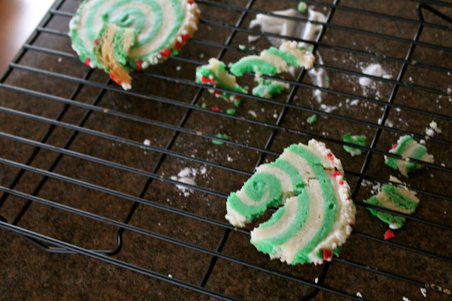 Mrs. Schwartz's Kitchen: Christmas Pinwheel Cookies
