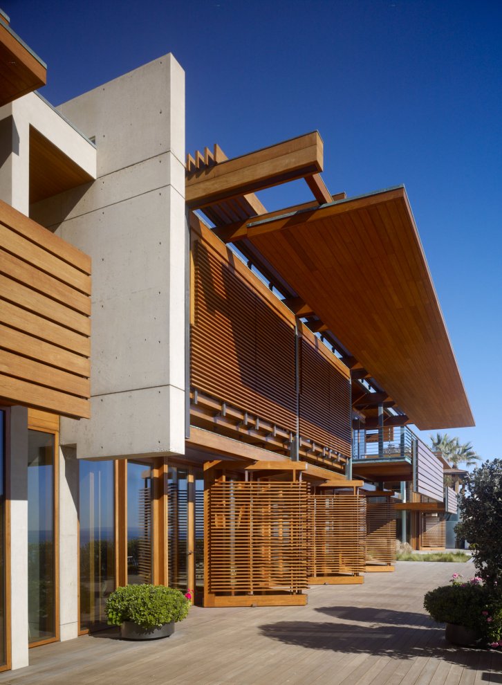 Luxury beach homes Malibu Beach House, California