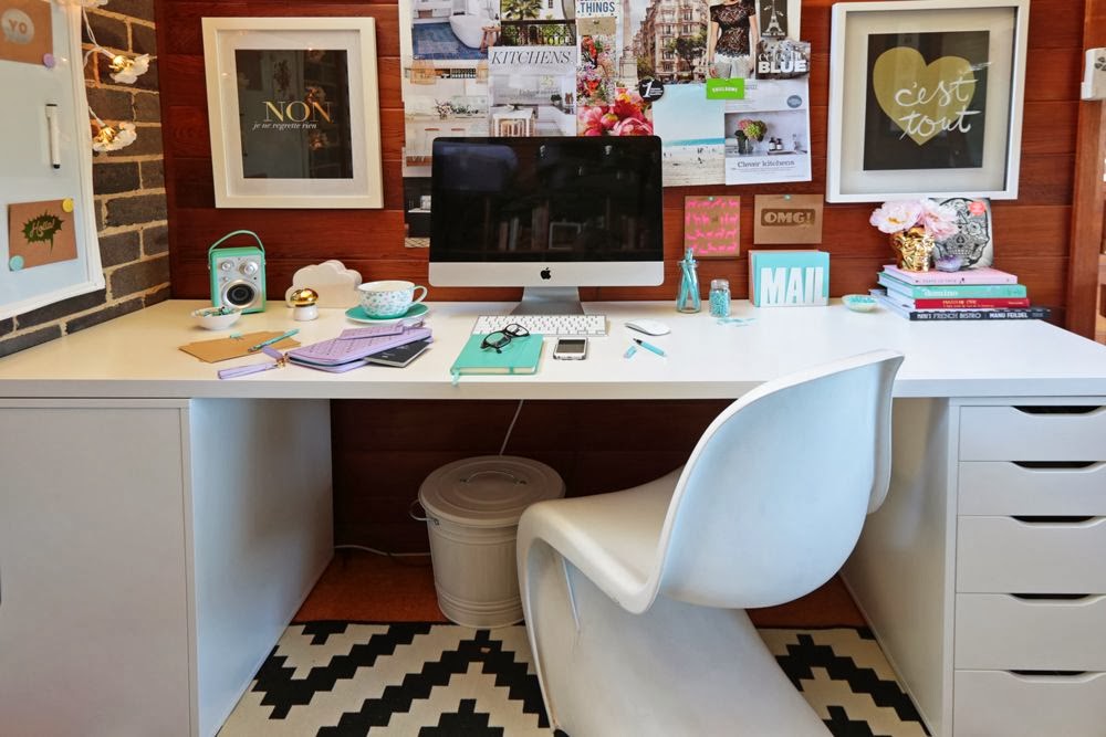 Oncedailychic Makeover Your Desk With TYPO Extraordinary Typo Magazine Holder Oncedailychic Makeover Your Desk With TYPO Extraordinary Typo Magazine Holder
