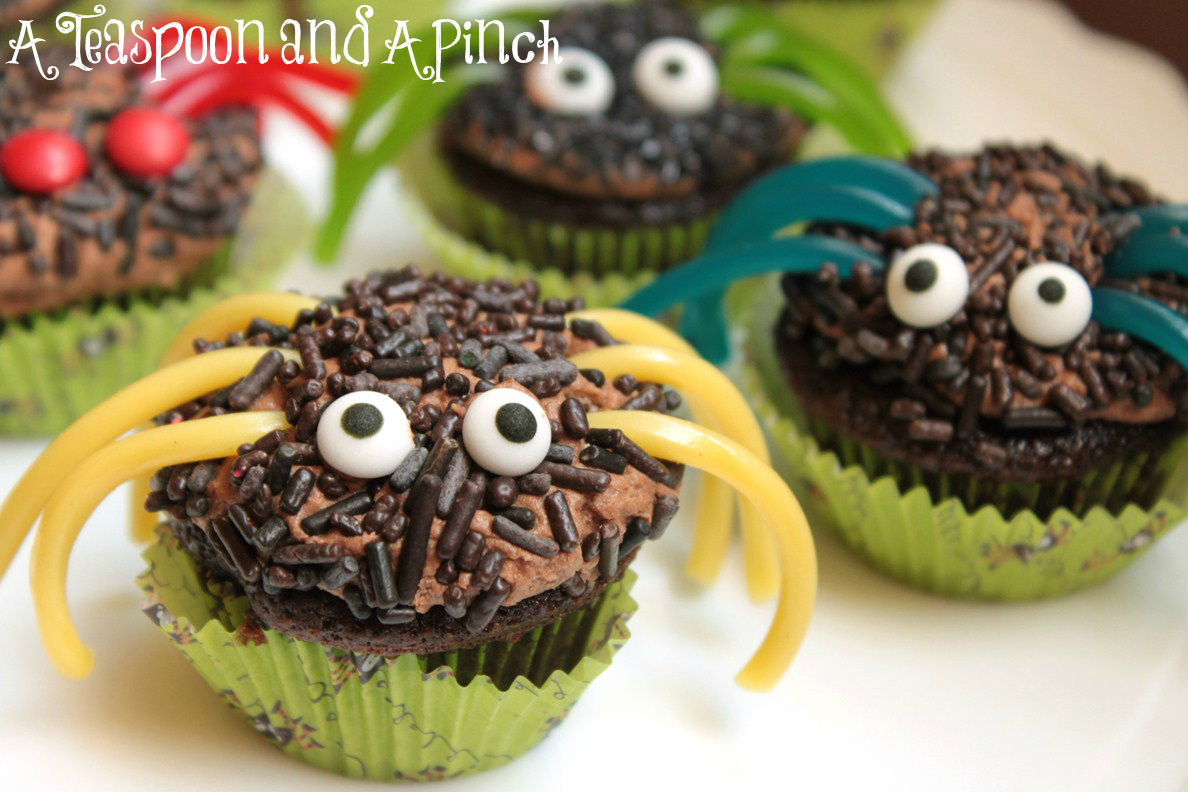 A Teaspoon and A Pinch Halloween Idea Silly Spider Cupcakes