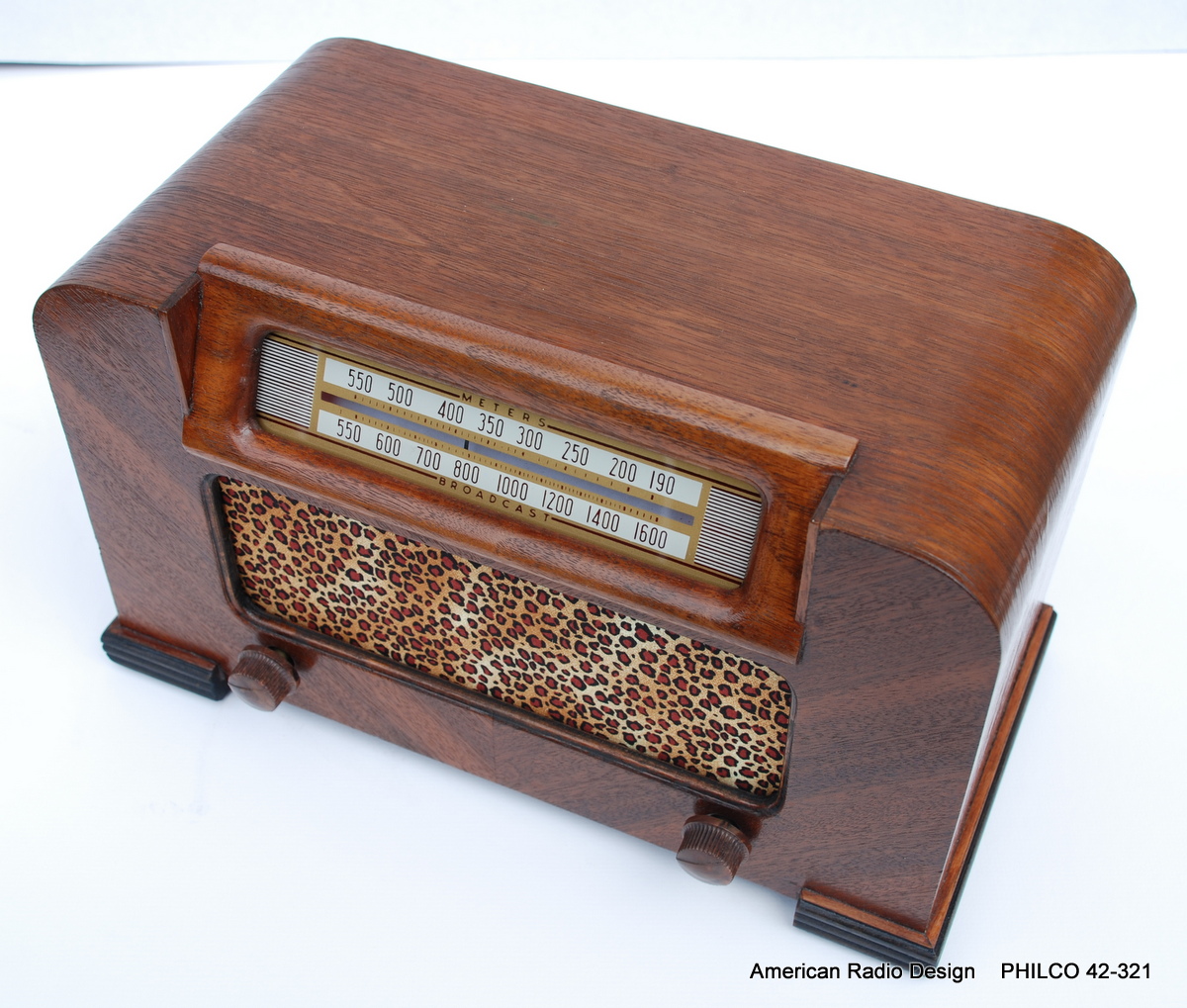 *American*Radio*Design* Century, Retro Styled Vintage Tube