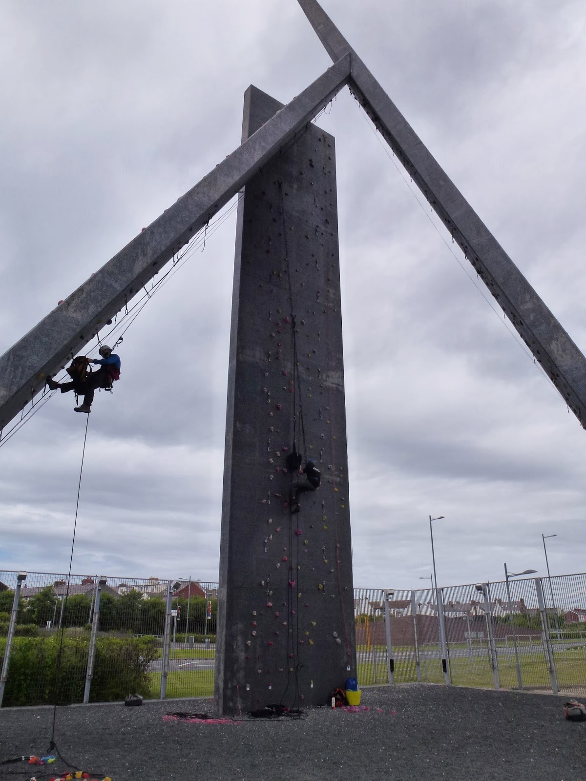 Andy Turner Climbing Blackpool Tower....and ice axes!